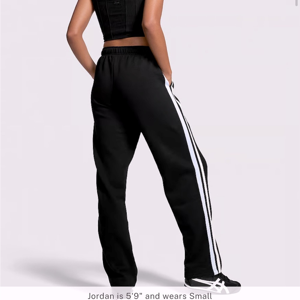 PINK by Victorias Secret sweatpants fleece sm thru xxl they run big